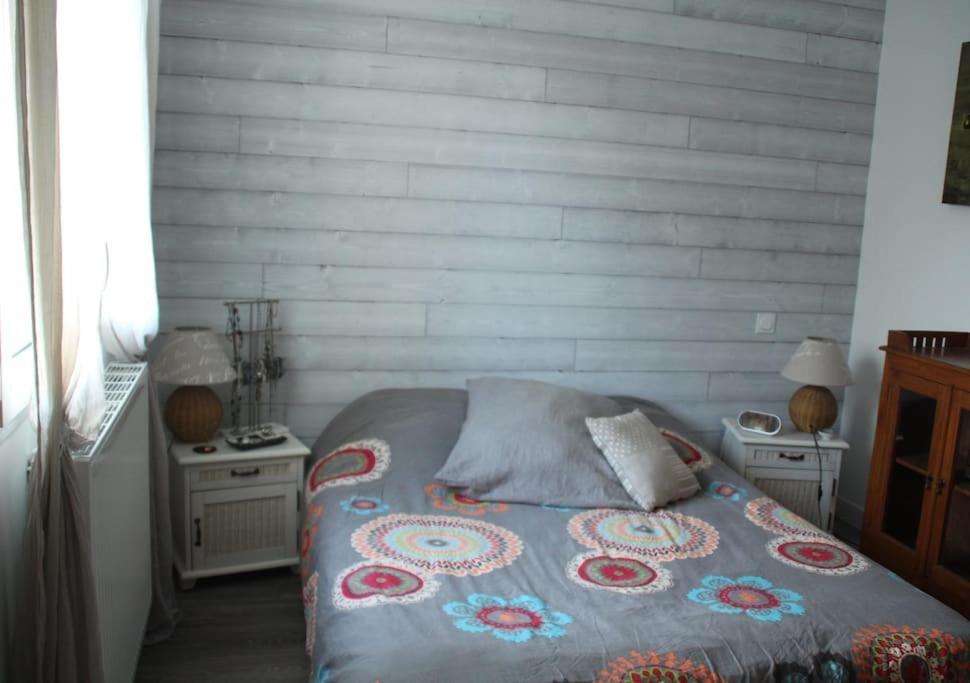 Jolie Chambre Dans Quartier Calme Eysines Exteriör bild