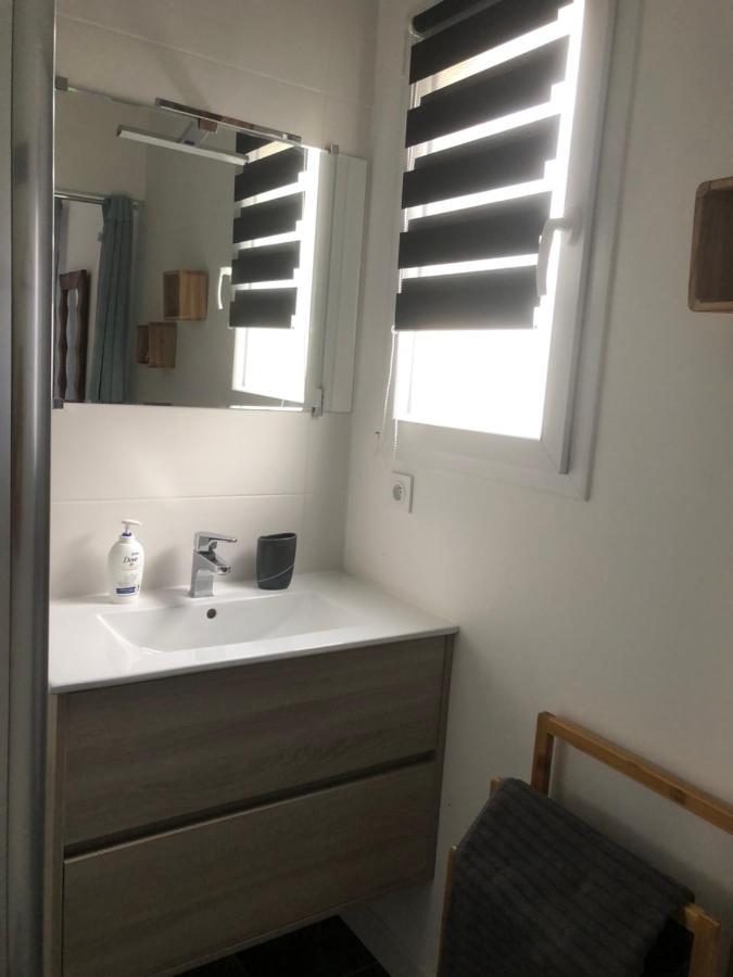 Jolie Chambre Dans Quartier Calme Eysines Exteriör bild