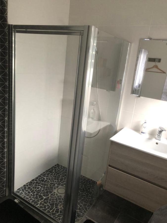 Jolie Chambre Dans Quartier Calme Eysines Exteriör bild